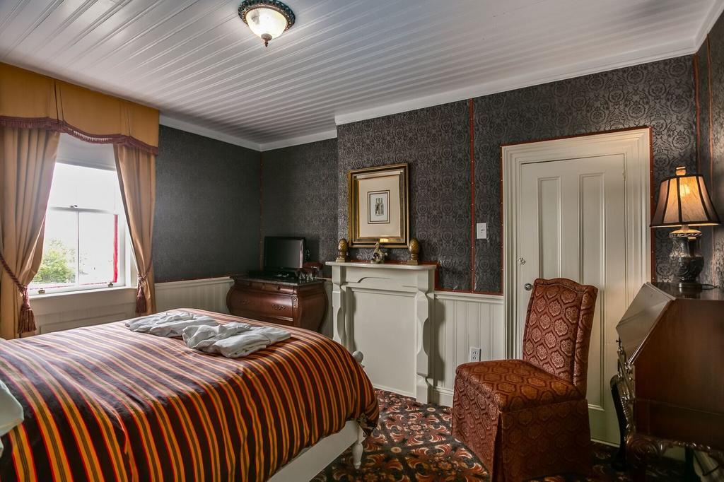 George House Heritage Bed And Breakfast Dildo Exterior photo
